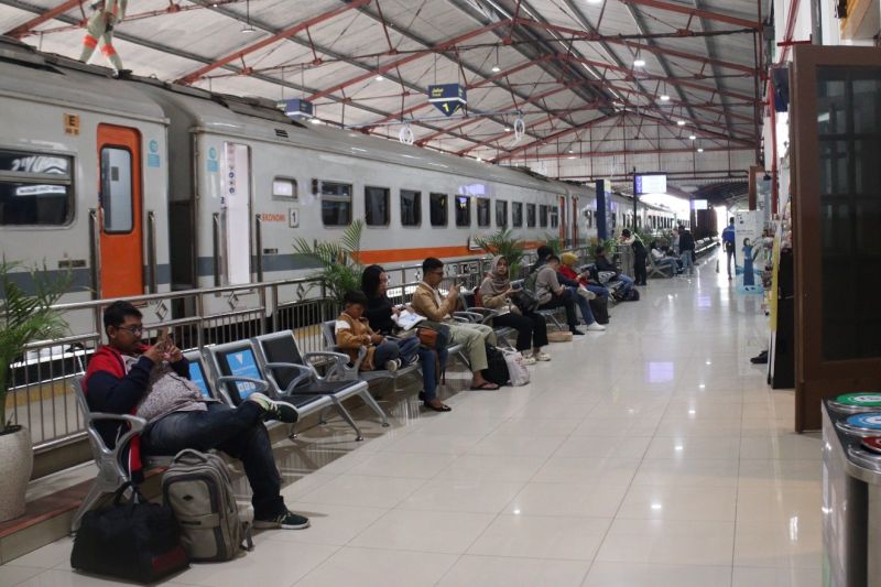 875.000 orang gunakan KA jarak jauh di Daop 2 kuartal I-2025