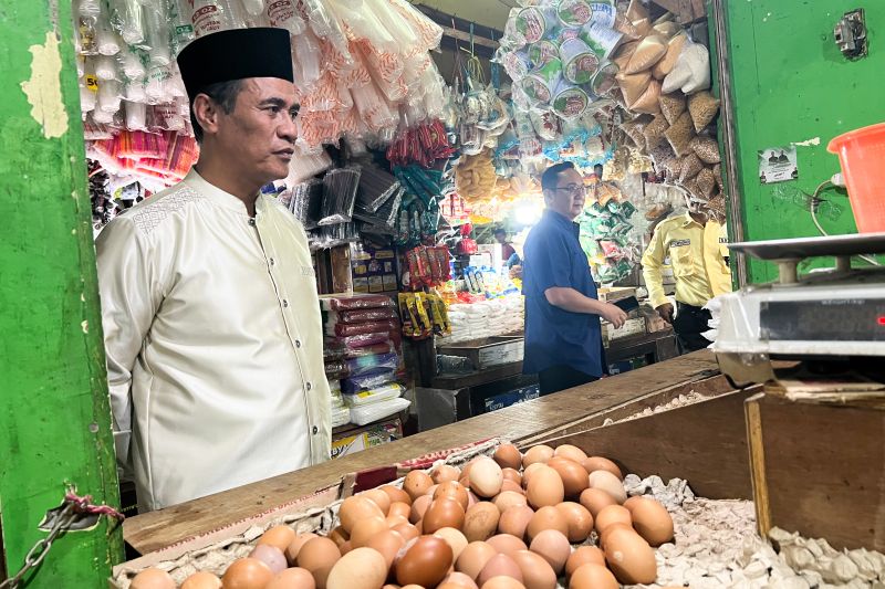 Harga pangan Selasa, telur ayam ras Rp30.950/kg dan cabai Rp89.200/kg