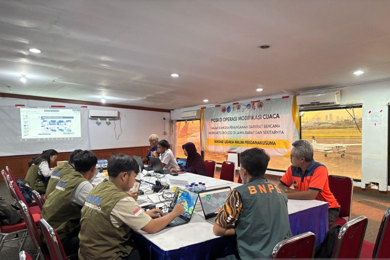 BNPB gelar operasi modifikasi cuaca gabungan di Jakarta dan Jabar