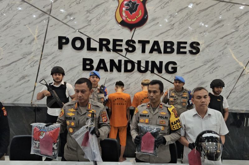 Ingin punya motor, dua pelaku begal seorang wanita di Bandung