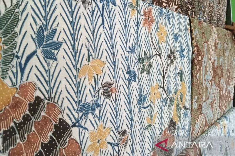 Tiga motif batik khas Cirebon diakui sebagai Kekayaan Intelektual Komunal