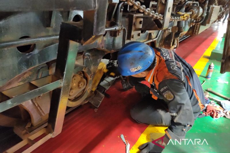 KAI Daop 3 Cirebon petakan 10 titik rawan jalur KA untuk antisipasi mudik Lebaran 2025