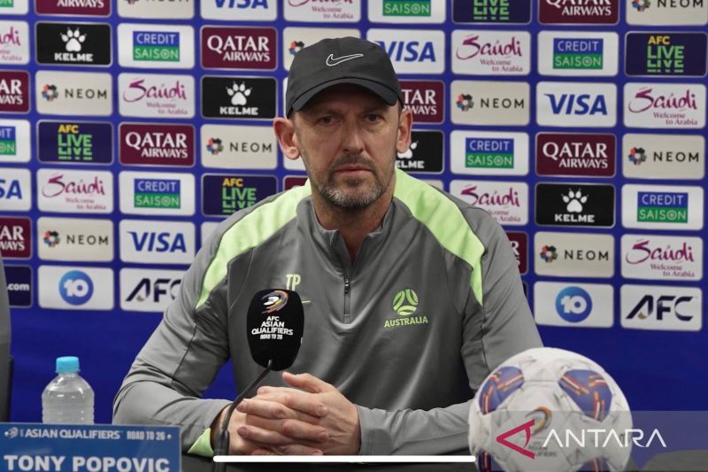 Tony Popovic: timnya perlu bermain sabar hadapi Indonesia