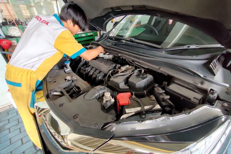 Pakar mengingatkan pentingnya merawat kendaraan di bengkel resmi