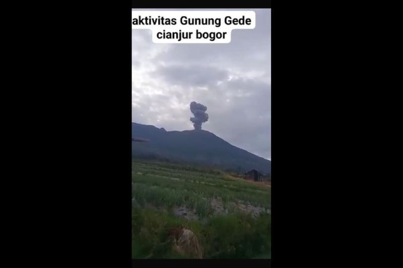 Hoaks! Gunung Gede erupsi