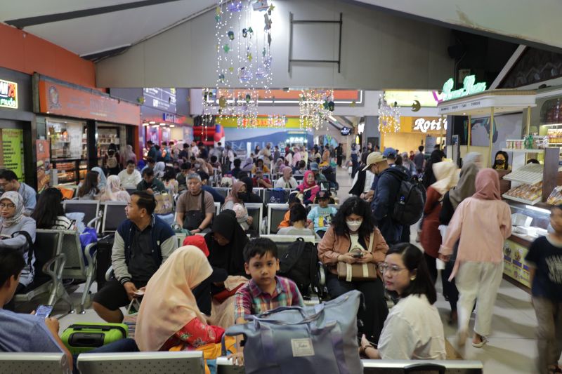 800 ribu lebih penumpang berangkat dan datang di Daop 2 selama Lebaran 2025