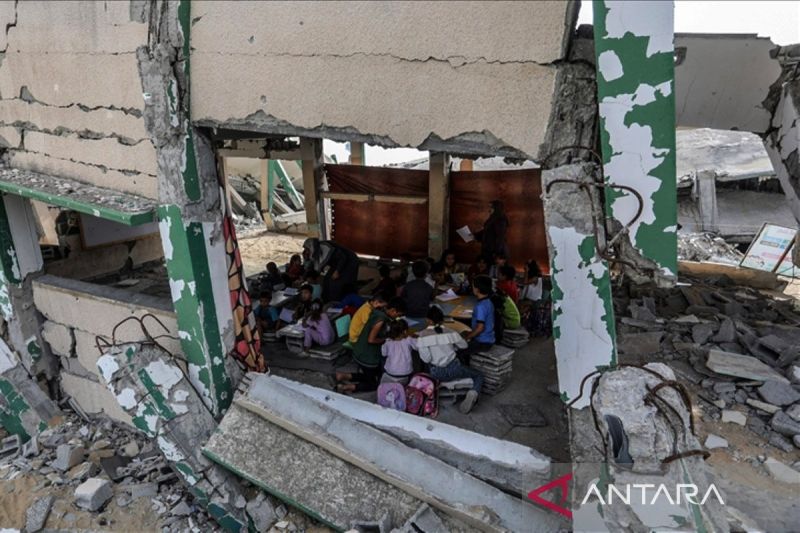 Serangan udara Israel ke sekolah di Gaza, 25 orang tewas