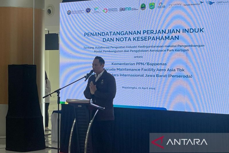 Menko AHY mendorong pengembangan industri dirgantara di BIJB Kertajati