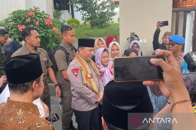 Kapolri memperkuat sinergisitas dengan Ponpes Buntet Cirebon