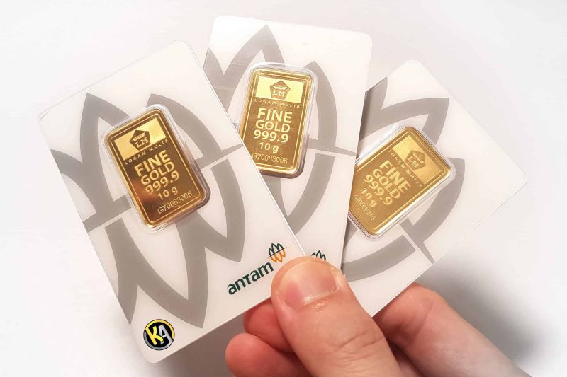 Saham Antam diprediksi bisa menguat hingga Rp2.500 imbas naiknya harga emas