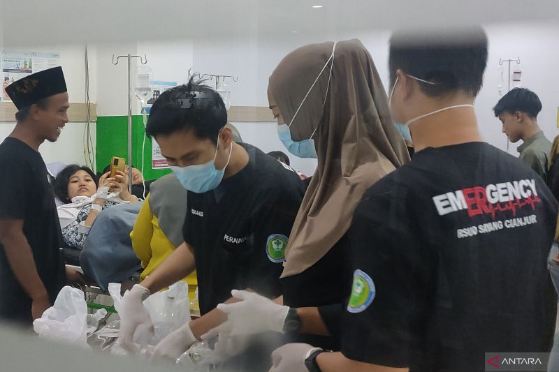 Puluhan siswa keracunan massal usai santap MBG, Dinkes Cianjur tetapkan KLB