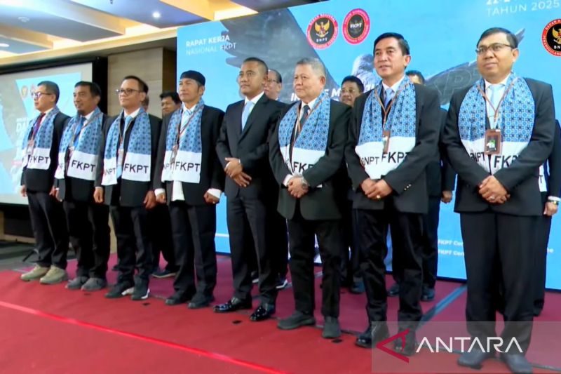 Kepala BNPT lantik pengurus FKPT Jabar dan 12 provinsi lain periode 2025-2027
