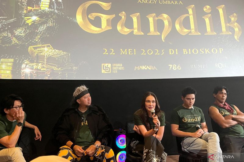 Aktris Luna Maya ungkap kesulitan saat berperan sebagai Nyai di film 