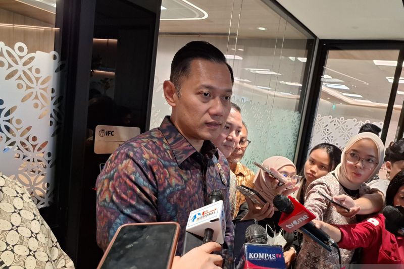 Menko AHY: Tahap awal pengembangan MRO Kertajati Majalengka fasilitasi helikopter