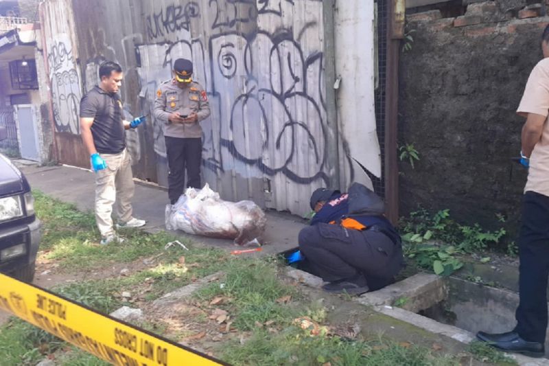 Misteri Mayat Dalam Karung di Jalan Daan Mogot: Polisi Duga Korban Pembunuhan Sadis