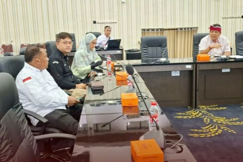 KPU Karawang mengembalikan sisa anggaran pilkada Rp1,19 miliar