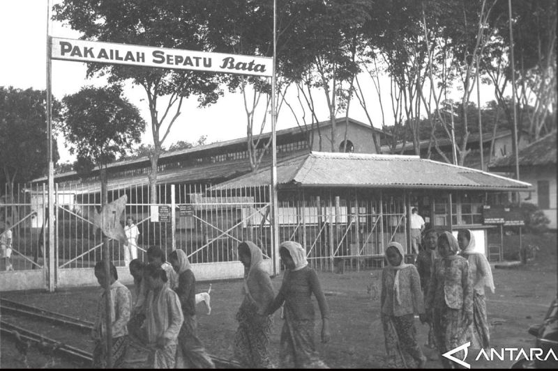 Bandung Baheula 1959: drama cinta subuh berakhir tangan tergilas kereta di rel Ciroyom