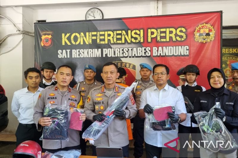 Pelaku begal penumpang ojol di Bandung diringkus, korban alami luka sabetan golok di kepala dan tangan