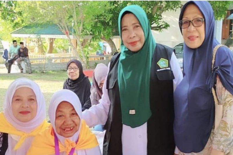 Kisah inspiratif haji:  Nenek Nursadek 17 Tahun Menabung dari Menyapu Jalan Hingga ke Makkah