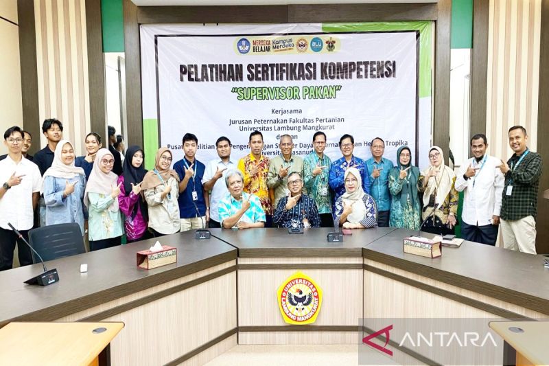 ULM sertifikasi supervisor pakan guna tingkatkan populasi ternak