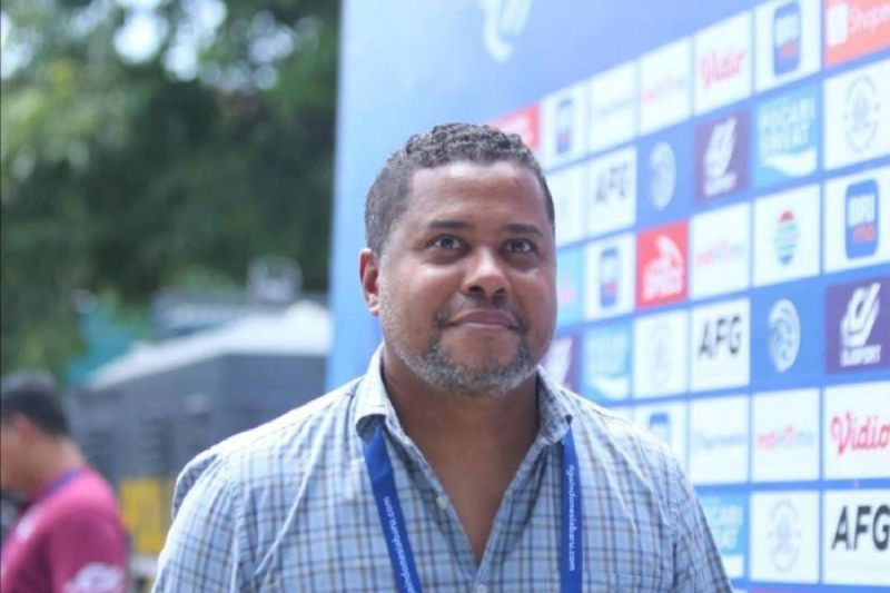 Pelatih Persik Kediri tak ingin perpanjang soal pelemparan batu