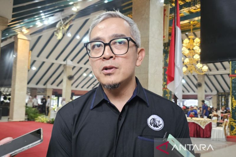 Manajemen Arema FC meminta kepolisian usut kasus pelemparan bus Persik