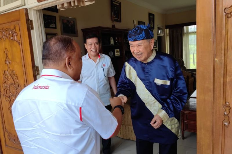 Bapak Pencak Silat Dunia Eddie Nalapraya meninggal dunia