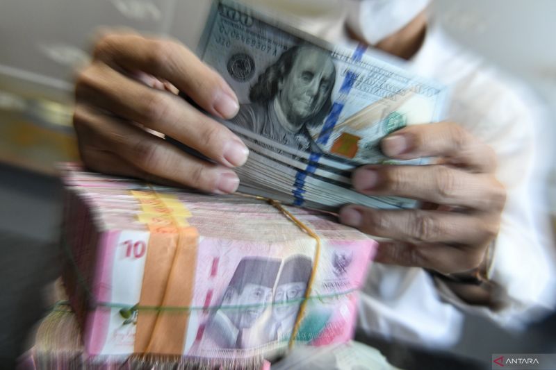 Rupiah hari ini Selasa menguat jadi Rp16.425 per dolar AS