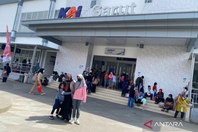 PT KAI masih membahas usulan Pemkab Garut terkait relasi KA ke Yogyakarta