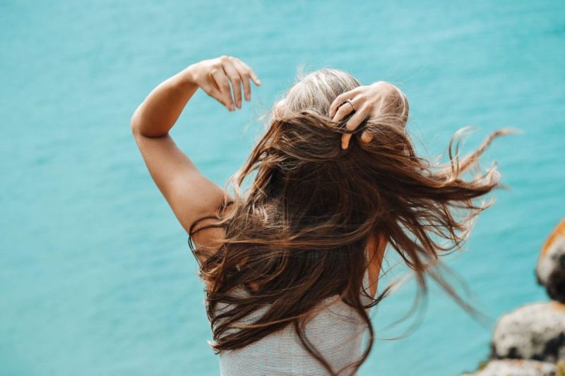 Tips memilih perawatan untuk menghaluskan rambut yang sesuai dengan jenisnya