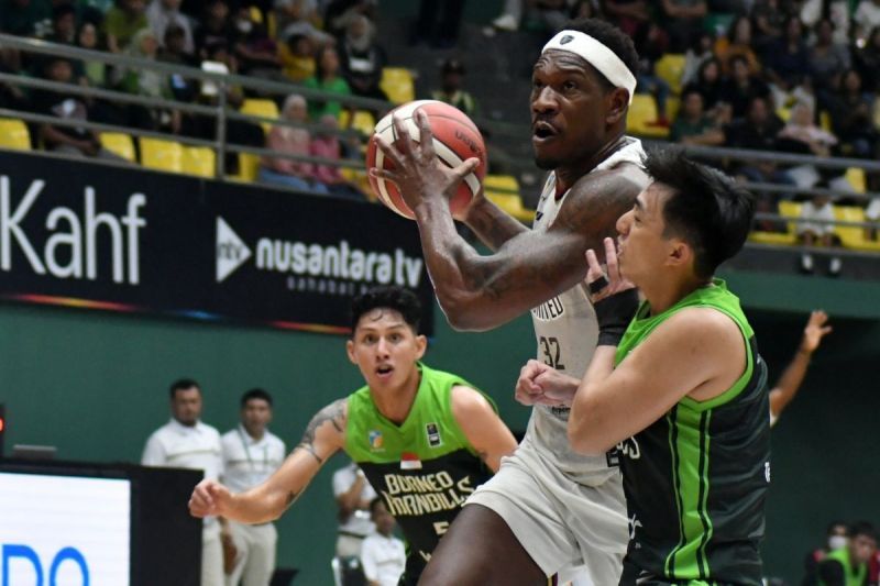 Dewa United berhasil amankan kemenangan 93-80 atas Borneo Hornbills