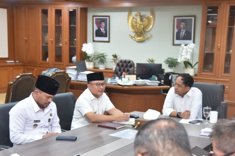Pemkab Kuningan mengusulkan program kolaboratif untuk daerah konservasi
