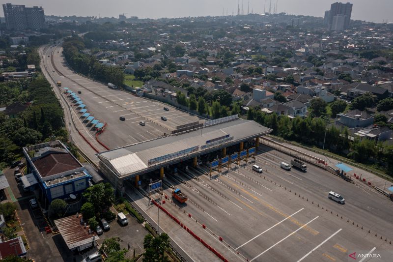 Menteri PU sebut Diskon tarif tol 20 persen berlaku hanya 10 hari