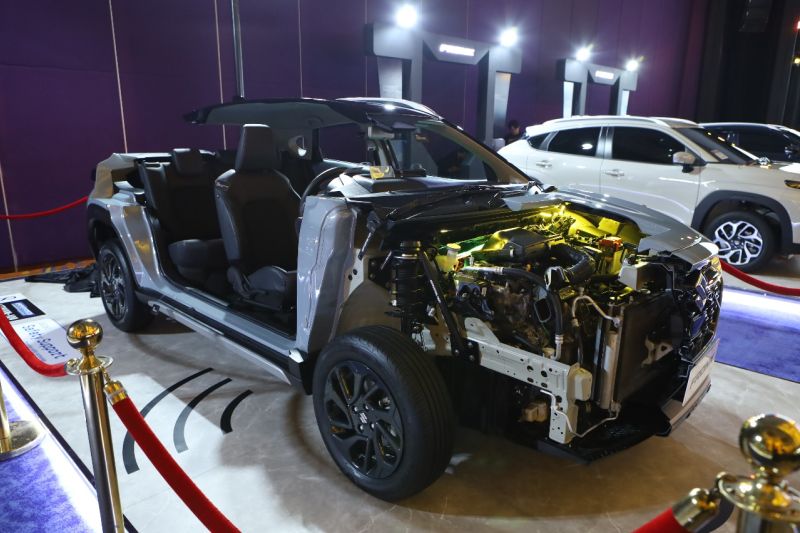 Suzuki pamerkan kemewahan bagian dalam Fronx, apa saja?