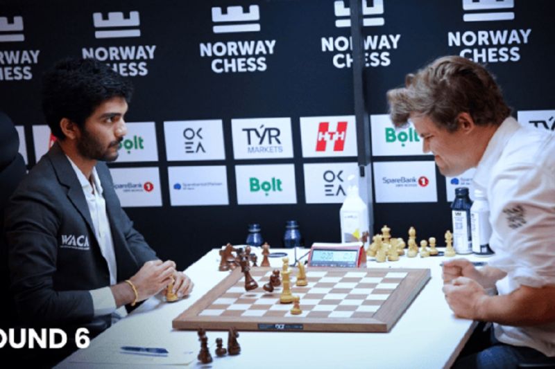 Magnus Carlsen menggebrak meja, kalah dari juara dunia Gukesh Dommaraju