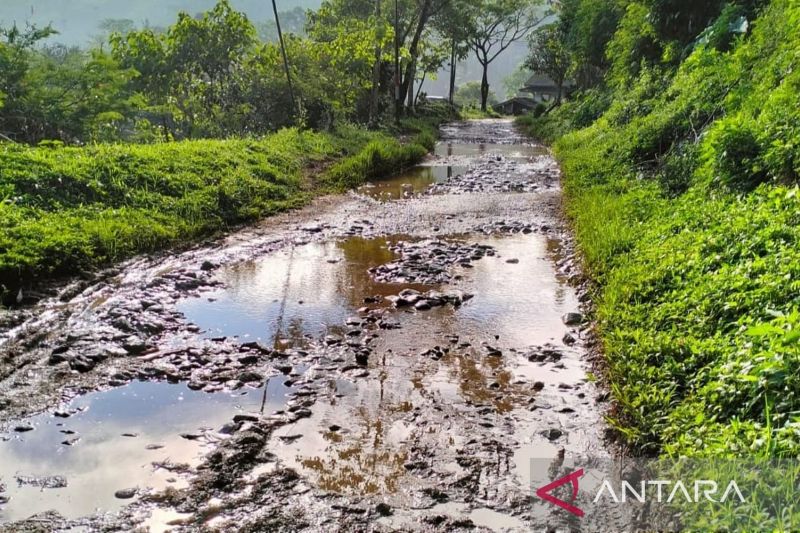 Dinas PUTR Cianjur: Jalan rusak terdampak bencana alam sudah diperbaiki