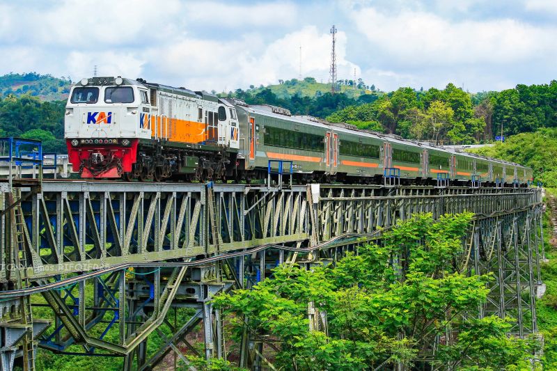 Tiket pada sembilan KA dari Daop 2 Bandung dapat diskon hingga 30 persen