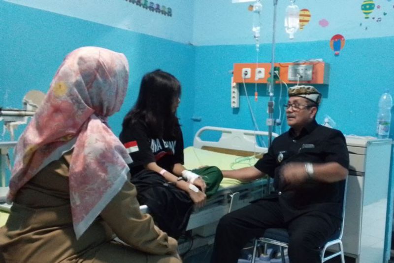 Pemkab Cirebon memfasilitasi pemulihan siswi putus sekolah