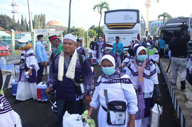 10 haji Lampung wafat karena faktor usia