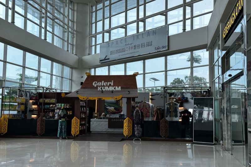 Bandara Syamsudin Noor kembali sandang status bandara internasional