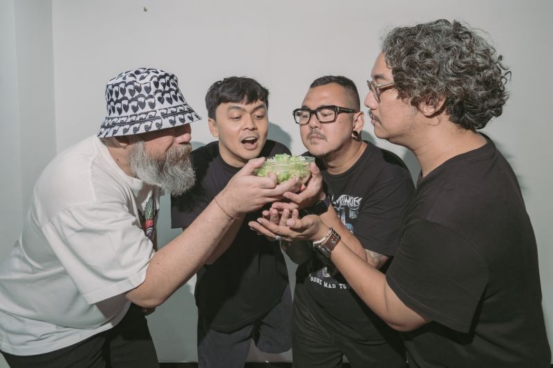 Kolektif elektronik SaladKlab mrrilis album perdana 