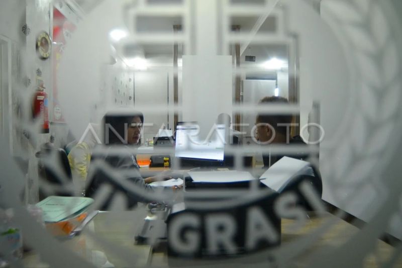 Peningkatan pembuatan paspor di Padang