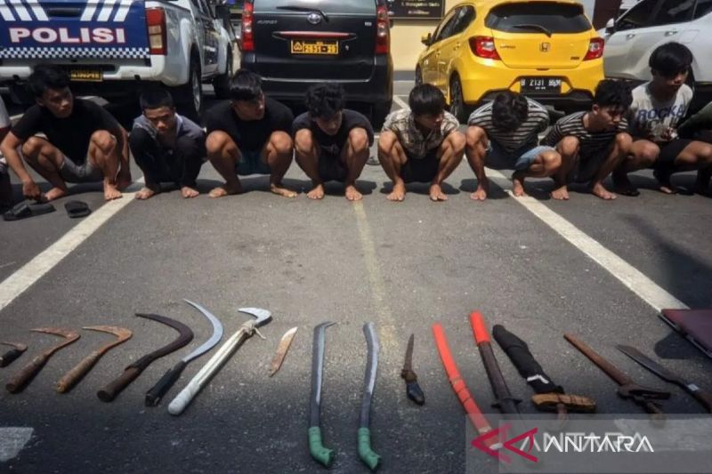 polisi-amankan-tiga-pemuda-terduga-pelaku-tawuran-di-jaktim