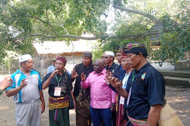 Dari Lombok Tengah, Natalius Pigai gaungkan bisnis berkeadilan lewat P5 HAM