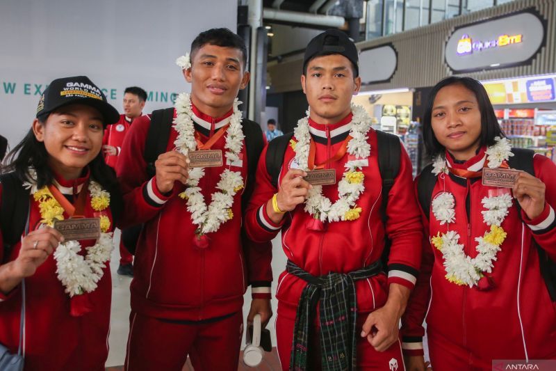 SEA Games 2025: Dwi Ani Retno Wulan sumbang emas pertama Indonesia di MMA