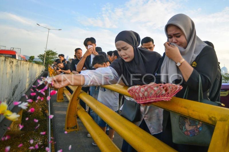 Aksi peringati hari anti penyiksaan di Padang