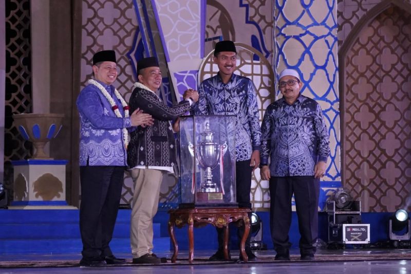 Kabupaten Banjar kembali juara umum MTQ Kalsel 2025