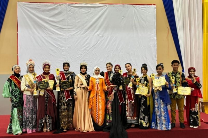 Perancang asal Tabalong promosikan Batik Tabalong ke luar daerah
