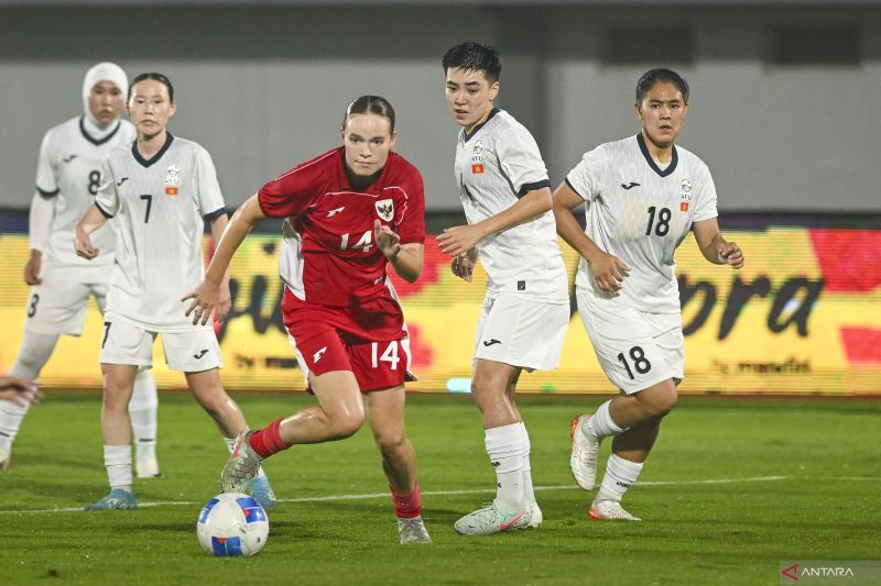 Mochizuki nilai Isa Warps masih bisa tampil lebih baik