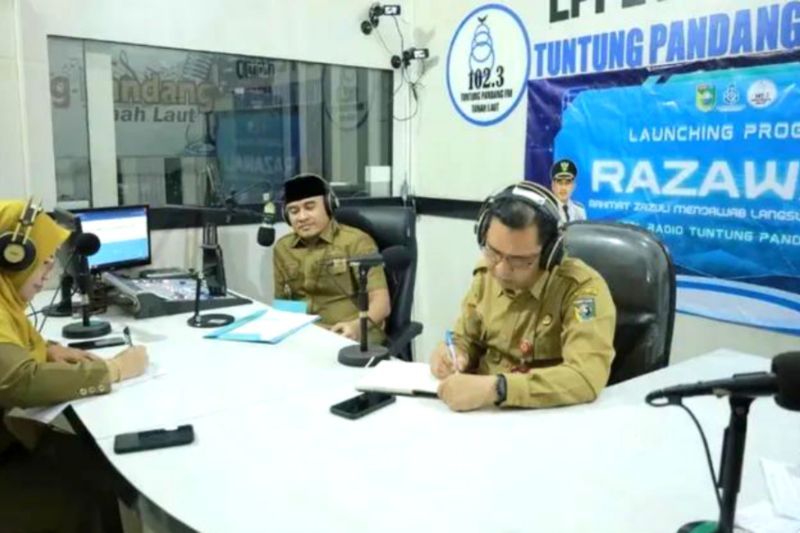Bupati H Rahmat Trianto luncurkan program Razawali di Radio Tuntung Pandang FM